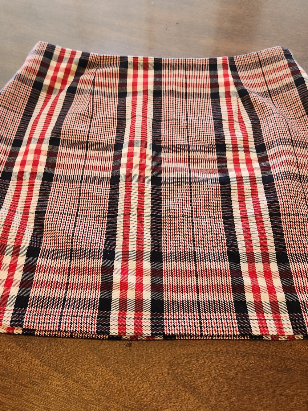 Forever 21 Red, Black & Cream Plaid Mini Skirt